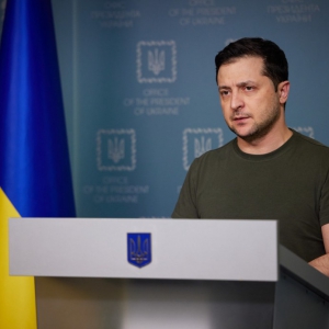 Зеленський відреагував на трагедію біля укриття в Києві
