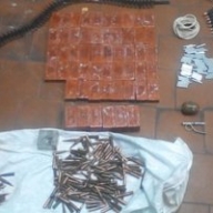 В киевском метро задержали военнослужащего с гранатой и патронами В киевском метро задержали военнослужащего с гранатой и патронами