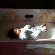 У Львові в одній з багатоповерхівок знайшли коробку з тілом новонародженої дитини У Львові в одній з багатоповерхівок знайшли коробку з тілом новонародженої дитини