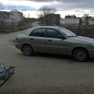 У Стрию водій «Деу Ланос» травмував велосипедиста(ФОТО) У Стрию водій «Деу Ланос» травмував велосипедиста(ФОТО)