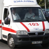 В Киеве молодая женщина пыталась повеситься и выпрыгнуть с 11-го этажа в один день В Киеве молодая женщина пыталась повеситься и выпрыгнуть с 11-го этажа в один день