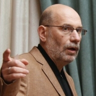 Акунин решил завязать с детективами Акунин решил завязать с детективами