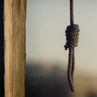 Подросток повесился на дереве в Одесской области Подросток повесился на дереве в Одесской области