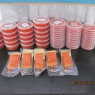 Украинские пограничники изъяли 18 кг красной икры у проводника из Молдовы Украинские пограничники изъяли 18 кг красной икры у проводника из Молдовы