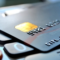 У Золочеві чоловік пререрахував шахраям 1200 гривень У Золочеві чоловік пререрахував шахраям 1200 гривень