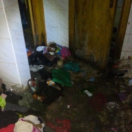 У Львові під час пожежі у квартирі вогнеборці врятували власника(ФОТО) У Львові під час пожежі у квартирі вогнеборці врятували власника(ФОТО)