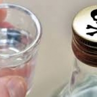 В Стрию протягом тижня двоє дівчат підлітків отруїлися алкоголем В Стрию протягом тижня двоє дівчат підлітків отруїлися алкоголем