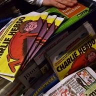 Новая опасная карикатура от журнала Charlie Hebdo спровоцировала угрозы Новая опасная карикатура от журнала Charlie Hebdo спровоцировала угрозы