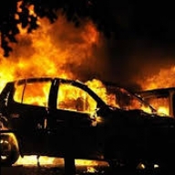 У Львові горіли автівки У Львові горіли автівки