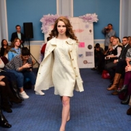 У Львові показали колекції українських дизайнерів одягу, білизни та аксесуарів У Львові показали колекції українських дизайнерів одягу, білизни та аксесуарів