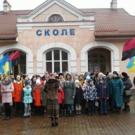 Львівщина патріотичним флешмобом відзначила 100-річчя бою під Крутами Львівщина патріотичним флешмобом відзначила 100-річчя бою під Крутами