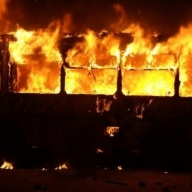 У Львові горів автобус «Еталон»(ВІДЕО) У Львові горів автобус «Еталон»(ВІДЕО)