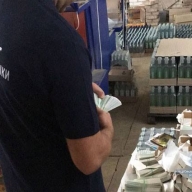 На Львівщині засудили організаторів масштабного виробництва фальсифікованого алкоголю(ФОТО) На Львівщині засудили організаторів масштабного виробництва фальсифікованого алкоголю(ФОТО)