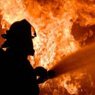 В России во время пожара в кинотеатре погибли четверо детей В России во время пожара в кинотеатре погибли четверо детей