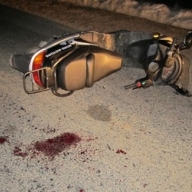 В Донбассе двое школьников на скутерах разбились насмерть В Донбассе двое школьников на скутерах разбились насмерть