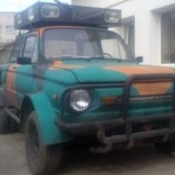 В Украине продают уникальный внедорожный В Украине продают уникальный внедорожный