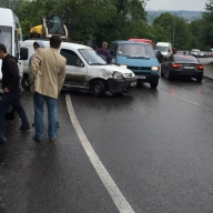 У Львові зіткнулись одразу сім автівок(ФОТО) У Львові зіткнулись одразу сім автівок(ФОТО)