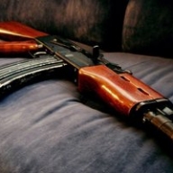 В Запорожье из автоматов пытались расстрелять местного бизнесмена В Запорожье из автоматов пытались расстрелять местного бизнесмена