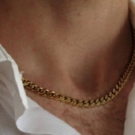 У Кам'янка-Бузькому районі зловмисник зірвав золотий ланцюжок з чоловіка У Кам'янка-Бузькому районі зловмисник зірвав золотий ланцюжок з чоловіка