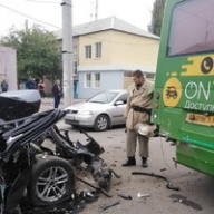 Жуткое столкновение BMW и маршрутки в Харькове: появились новые подробности Жуткое столкновение BMW и маршрутки в Харькове: появились новые подробности