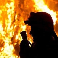 У Львові сталася пожежа на горищі будинку У Львові сталася пожежа на горищі будинку