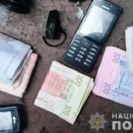 В Запорожье мужчина с помощью сканера украл деньги из легковушки В Запорожье мужчина с помощью сканера украл деньги из легковушки