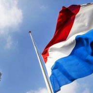 ����������� Brexit: ���������� �������� ���������� 250 ������ � �������� �� ��������