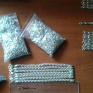 Харьковские пограничники перехватили женщину с грузом контрабандного серебра Харьковские пограничники перехватили женщину с грузом контрабандного серебра