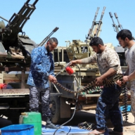 По столице Ливии нанесли новые авиаудары По столице Ливии нанесли новые авиаудары