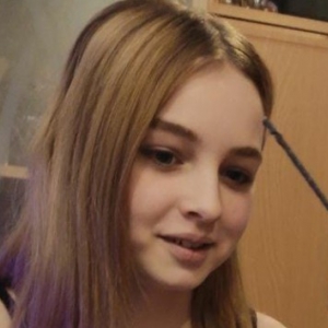 В Киеве разыскивают девочку-подростка В Киеве разыскивают девочку-подростка