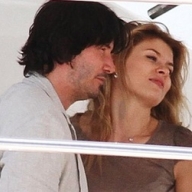 Киану Ривз встречается с русской актрисой Киану Ривз встречается с русской актрисой