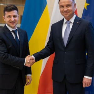 Споры Украины и Польши: эксперт рассказала, что делать Варшаве и Киеву Споры Украины и Польши: эксперт рассказала, что делать Варшаве и Киеву