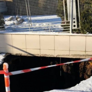 � ������ ������� ����� � ������������ ��� �� ��������: ����