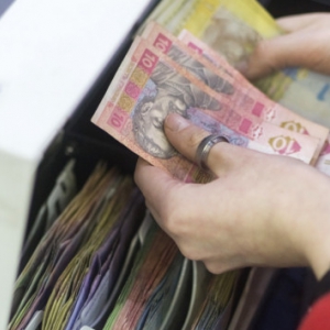 � �������� ������� 18-������ ������ ������� ����� �/� �������