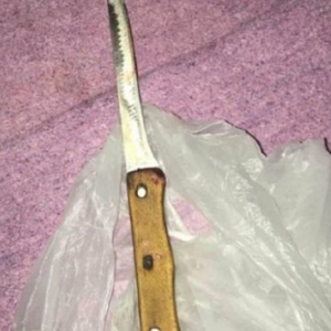   :   7-    