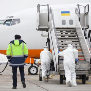 Киев готовит новую эвакуацию украинцев из Китая: подробности Киев готовит новую эвакуацию украинцев из Китая: подробности