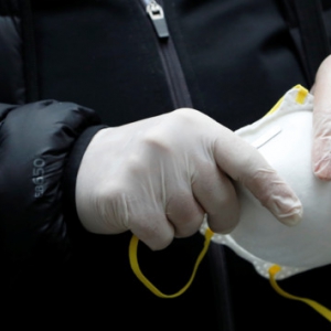 Эпидемиологи рассказали о новых страшных симптомах коронавируса Эпидемиологи рассказали о новых страшных симптомах коронавируса