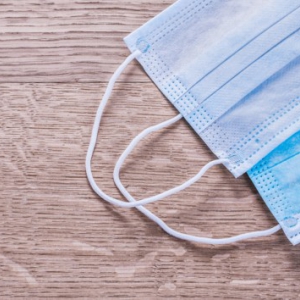 В аптеки Киева завезли 70 тысяч защитных масок: сколько они будут стоить В аптеки Киева завезли 70 тысяч защитных масок: сколько они будут стоить