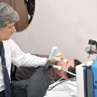 Гражданин Израиля, из-за которого экстренно посадили самолет в Симферополе, отказывается покидать Крым Гражданин Израиля, из-за которого экстренно посадили самолет в Симферополе, отказывается покидать Крым