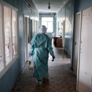 В Подольске похоронили умершего от COVID-19 врача: как прощались с умершим В Подольске похоронили умершего от COVID-19 врача: как прощались с умершим