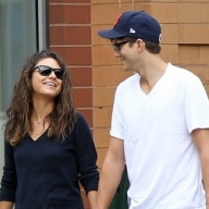 Эштон Катчер и Мила Кунис сыграют свадьбу в космосе Эштон Катчер и Мила Кунис сыграют свадьбу в космосе