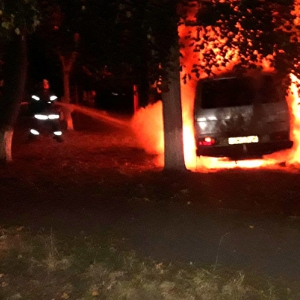 У Кременчуці згорів мікроавтобус У Кременчуці згорів мікроавтобус