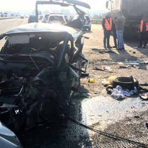 На Полтавщині зіткнулися вантажівка та легковик — загинув водій легковика На Полтавщині зіткнулися вантажівка та легковик — загинув водій легковика