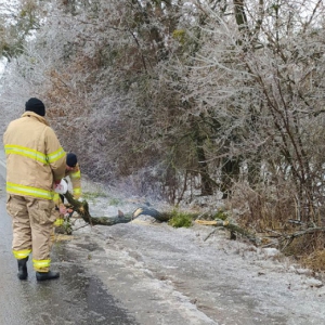 У Хоролі рятувальники допомогли виїхати автомобілю екстренної медичної допомоги У Хоролі рятувальники допомогли виїхати автомобілю екстренної медичної допомоги