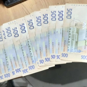 �������� � ������������������� ����������: ��������-����������� ���������� 180 ���. ��� �������