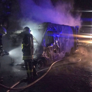 У Заводському згорів автомобіль Renault Master У Заводському згорів автомобіль Renault Master