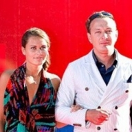 ����� ������� ����� � ���� � ����� ������������