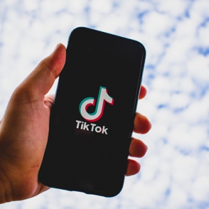 TikTok будет определять склонных к суициду пользователей и помогать им TikTok будет определять склонных к суициду пользователей и помогать им