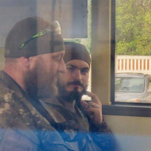 «Червоний Хрест» реєструє всіх бійців, які виходять із заводу «Азовсталь» «Червоний Хрест» реєструє всіх бійців, які виходять із заводу «Азовсталь»