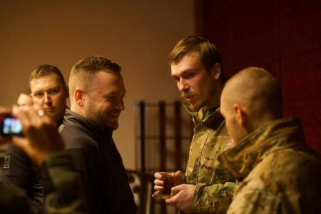 Україна звільнила з полону 215 захисників, серед них 108 азовців і командири з Азовсталі